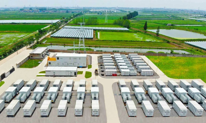 Hệ thống pin natri-ion cung cấp điện cho 12.000 hộ gia đình