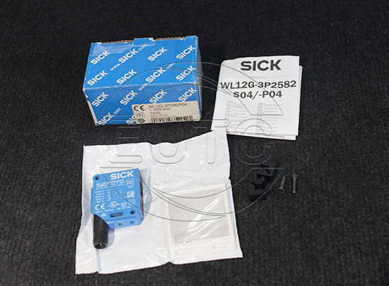 Photoelectric retro WL12G-3P2582P04