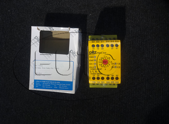 Relay Safety Pilz 774502