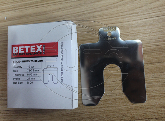Shim piece B 75x75x0.5mm bolt size M20