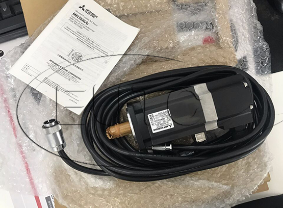Động cơ servo