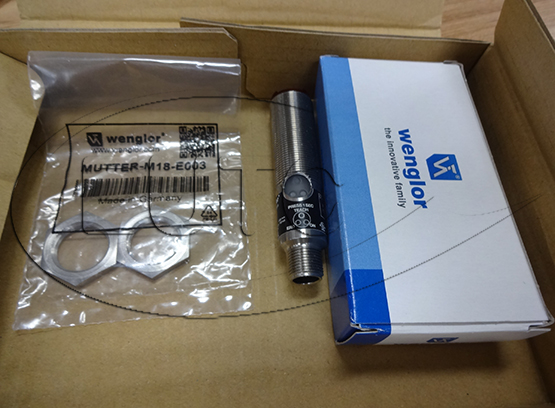Retro-Reflex Sensor; Range: 10…30 V DC