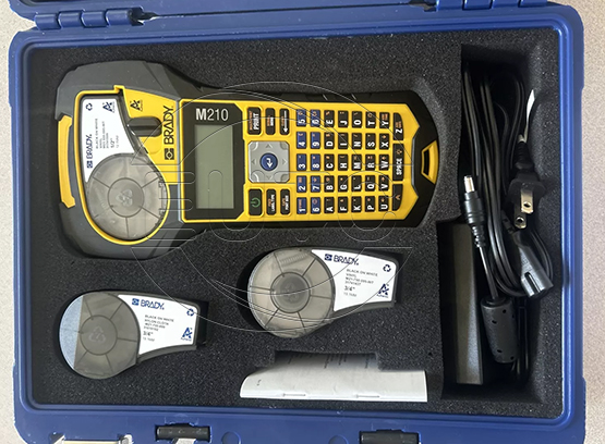 M210 Handheld Label Maker