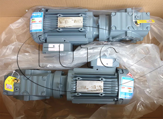 Gear Motor SN: 35.0107133402.0001.14