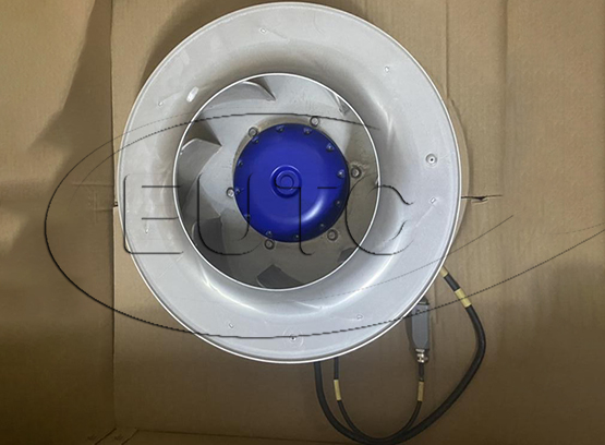 Centrifugal fan